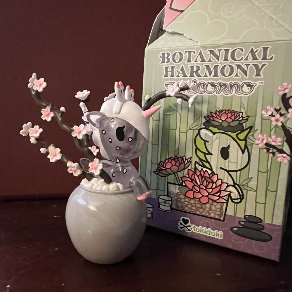 Tokidoki Unicorno Botanical Harmony Series "Cherry Blossom Hanami" figure